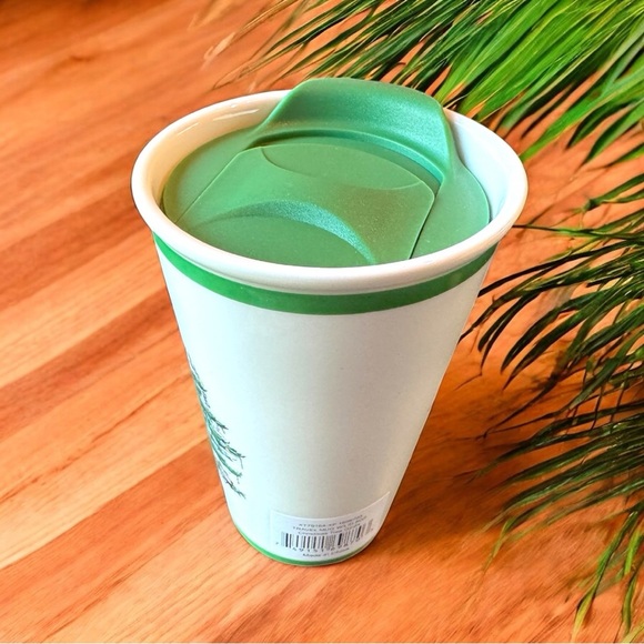 Spode Christmas Tree Ceramic Travel Mug with Lid - 8oz - NWT - Picture 2 of 11